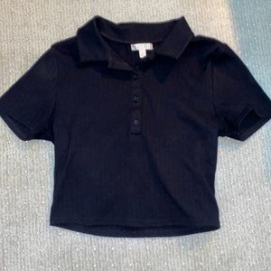 Black ribbed cropped polo, fitted